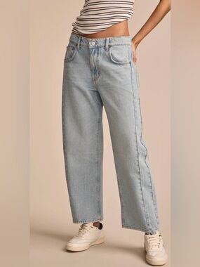 NEW! Lucky Brand Barrel Leg Jeans in Light Blue Size Regular 14 / 32